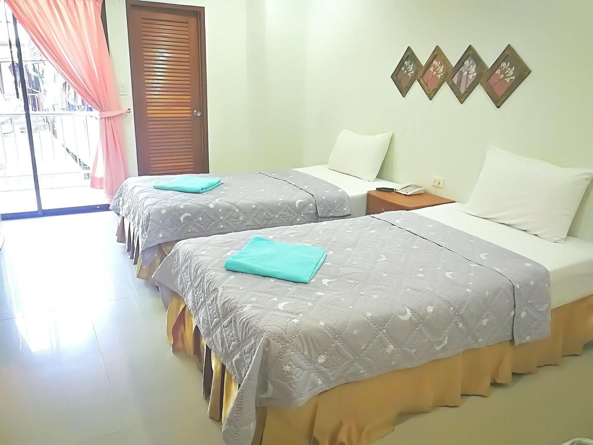 G&B Guesthouse Patong Exteriér fotografie